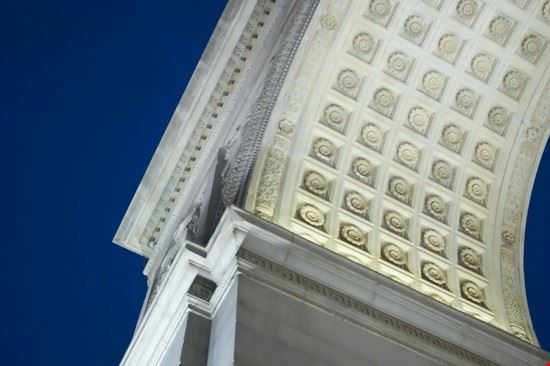 Washington Square Park   - Fonte: Catherine Jones - ©Shutterstock - Catherine Jones - ©Shutterstock - Catherine Jones - ©Shutterstock