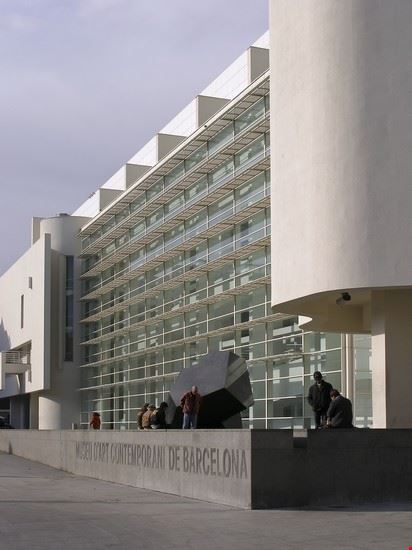 Museo d'Arte Contemporanea di Barcellona - Fonte: rubiphoto - ©Shutterstock  - rubiphoto - ©Shutterstock  - rubiphoto - ©Shutterstock 