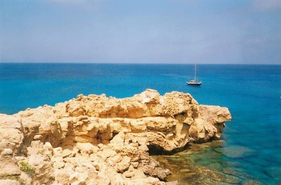  Limassol annalisa reversi annalisa reversi