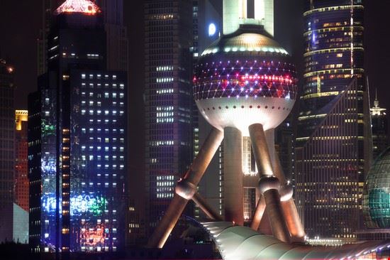 The Bund Shanghai AYAKOVLEVdotCOM-  ©Shutterstock      AYAKOVLEVdotCOM-  ©Shutterstock     