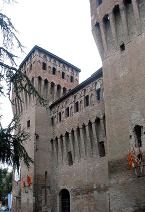 Facciata del Castello
