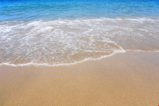 Paradise Beach Mikonos Petros Tsonis 
©Shutterstock  Petros Tsonis 
©Shutterstock 