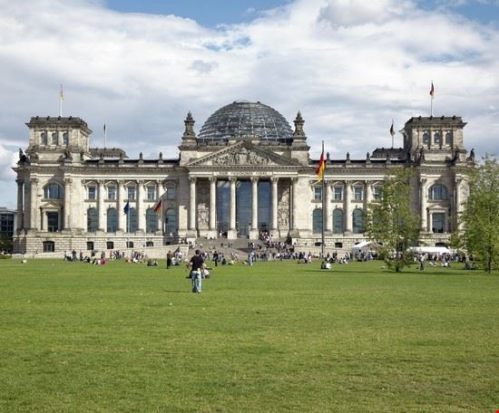 Reichstag Author: Markus Gann
Source: ©Shutterstock  