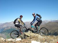 como mountain biking above livigno