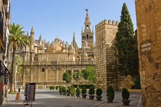 Giralda Tower Author: S.Borisov
Source: ©Shutterstock   