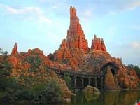 paris disneyland paris big thunder
