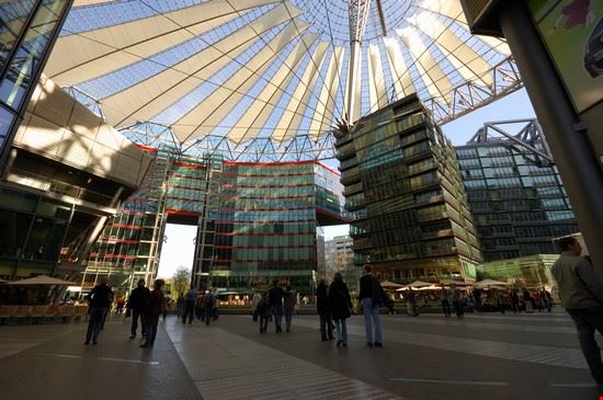 Potsdamer platz Philip Lange - ©Shutterstock Philip Lange - ©Shutterstock Philip Lange - ©Shutterstock