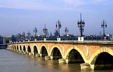 bordeaux pont de pierres