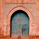 marrakech door to the kasbah