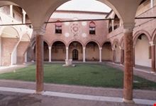 Chiostro Casa Romei