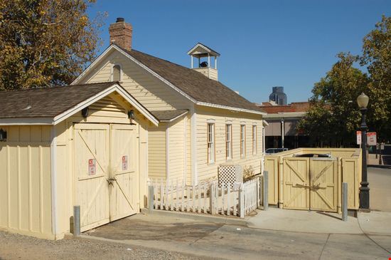  Sacramento  