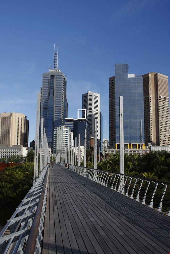  Melbourne  