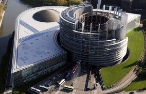 strasbourg vue exterieure du parlement