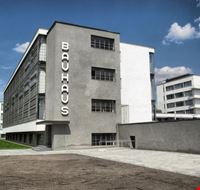 weimar das bauhaus walter gropius in dessau weimar das bauhaus walter gropius in dessau