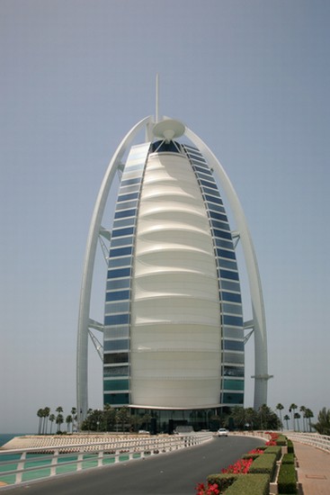 dubai la facade de l  hotel burj al arab