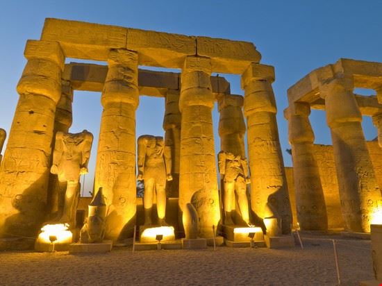  Luxor  