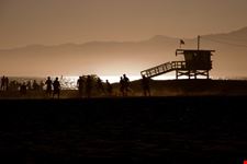 los angeles venice beach fussball und sonnenuntergang