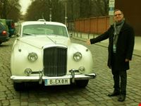 berlin costumized tours with berlin expert harald zawuski