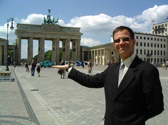 berlin private tours in various languages with harald zawuski