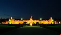 karlsruhe il palazzo di karlsruhe di notte