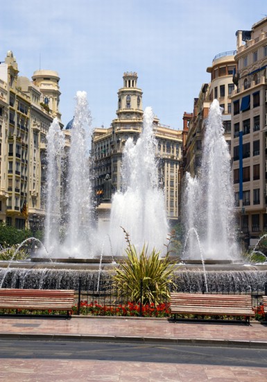 valencia fuente en la plaza del ayuntamiento