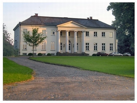 schwerin gutshaus in schoenfeld