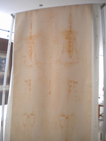  Telo raffigurante la Sindone nel Museo della Chiesa  
