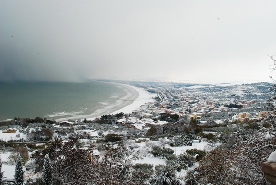 Il golfo innevato...16 dicembre 2010