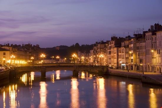  Bayonne  