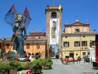 Streghe in piazza Silvagni