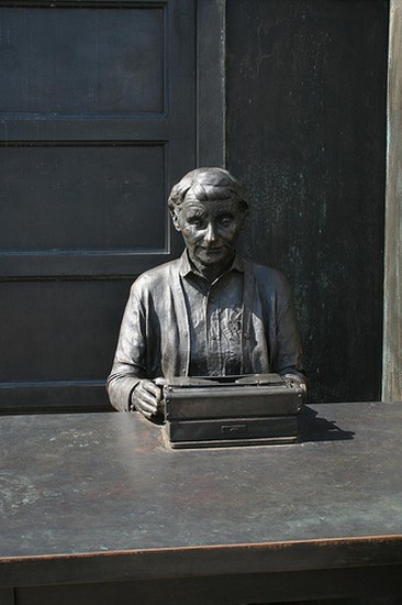 Astrid Lindgren statue