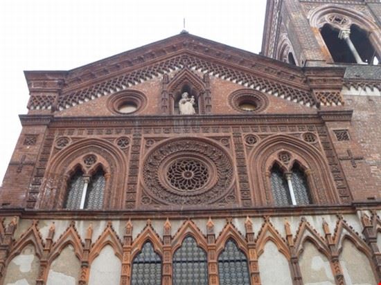  facciata della chiesa Santa Maria in Strada  