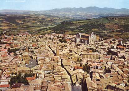 Panorama aereo del centro abitato