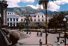 quito plaza grande quito