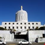 oregon state capitol