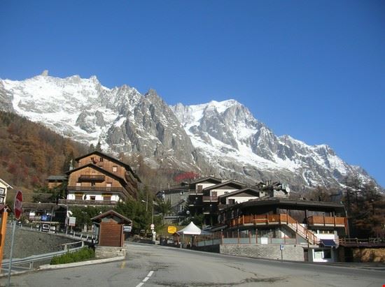  Courmayeur  