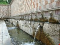 Fontana delle 99 cannelle