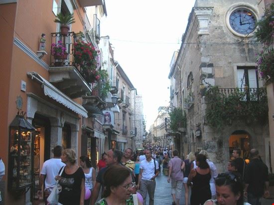 Corso Umberto I Taormina  