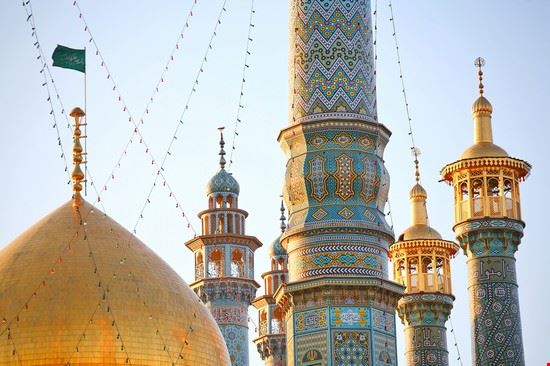  Qom Vladimir Melnik - Shutterstock Vladimir Melnik