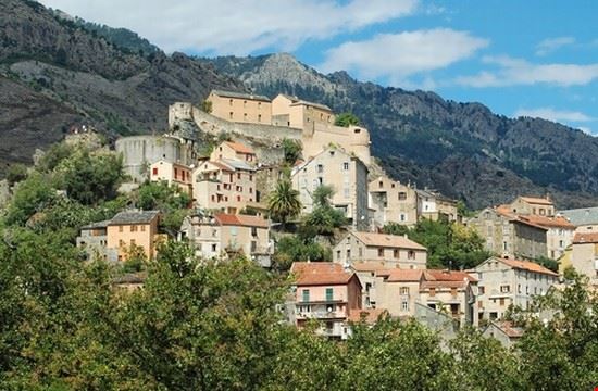 Corte salajean - Shutterstock salajean