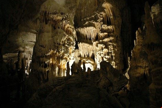 Postumia altra splendida e suggestiva immagine durante il percorso all'interno della grotte di Postumia  