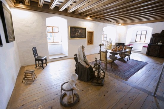 sala del castello 2