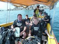 phuket tauchen in phuket merlin divers kamala beach