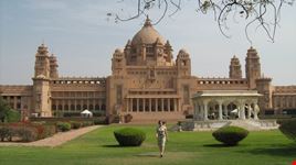 jodhpur umaid bhawan palace