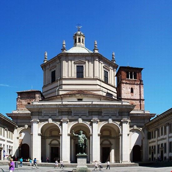 Basilica di San Lorenzo Milano High Contrast - CC BY 3.0 High Contrast