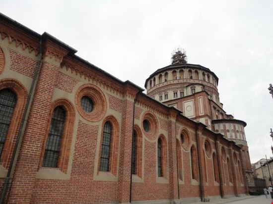 Basilica Sant'Ambrogio Foto laterale  
