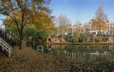 scorcio autunnale dell  oudegracht di utrecht