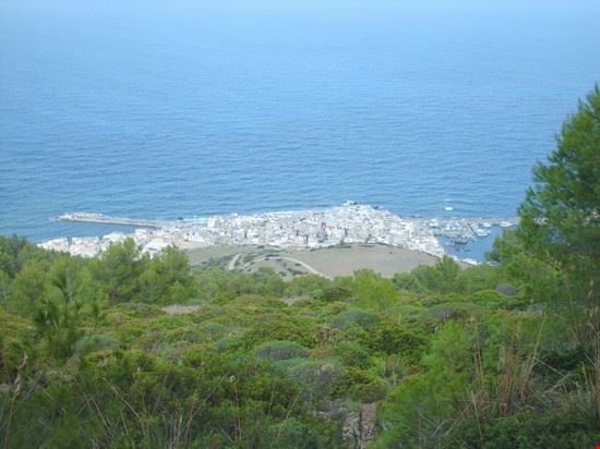 trekking