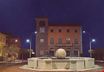 Piazza del Comune, Notturno