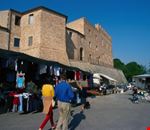 Mercato settimanale Mercato settimanale